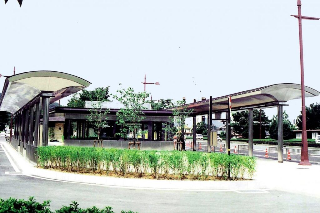 ステンレス製缶品 納骨堂　バスシェルター 山口県山口市　 ステンレス光