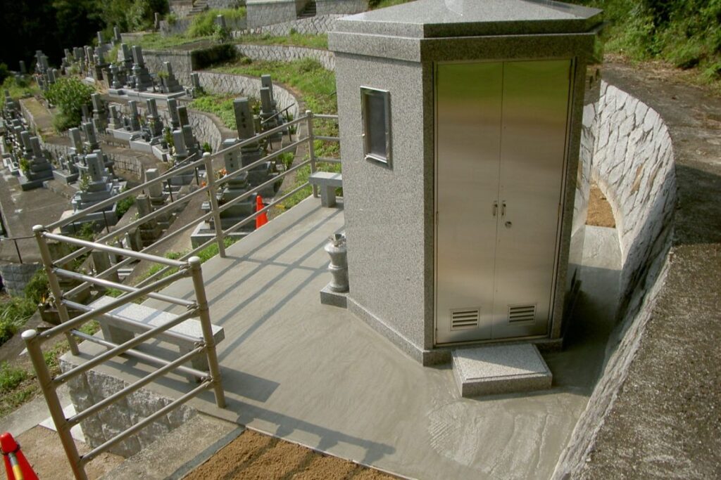 ステンレス製缶品 納骨堂　山口県周防大島町 ステンレス光