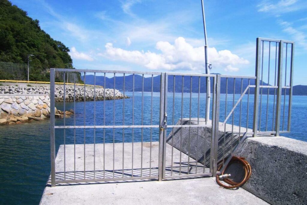 錆びにくい　ステンレス光のステンレス製 フェンス・柵 加工･施工事例