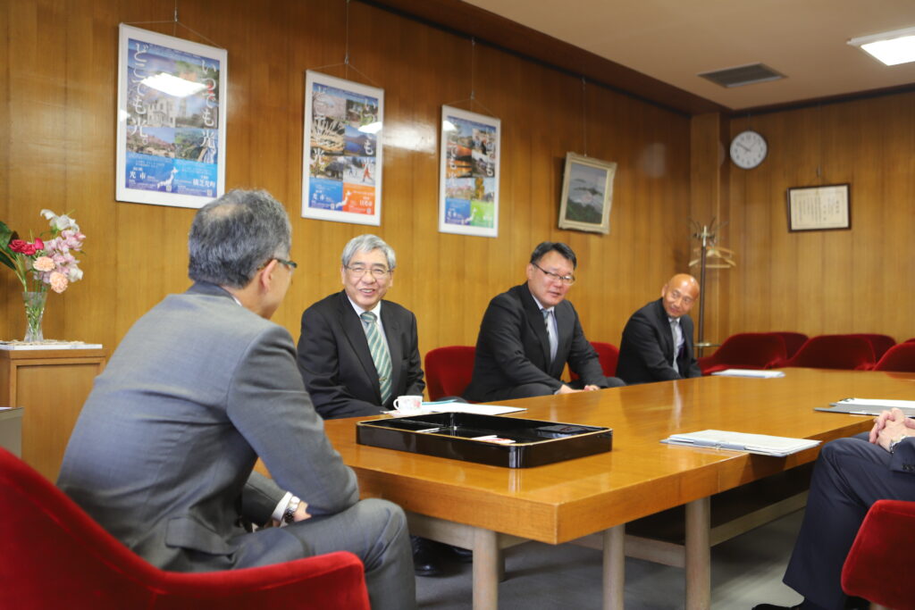 傘立て受納式②